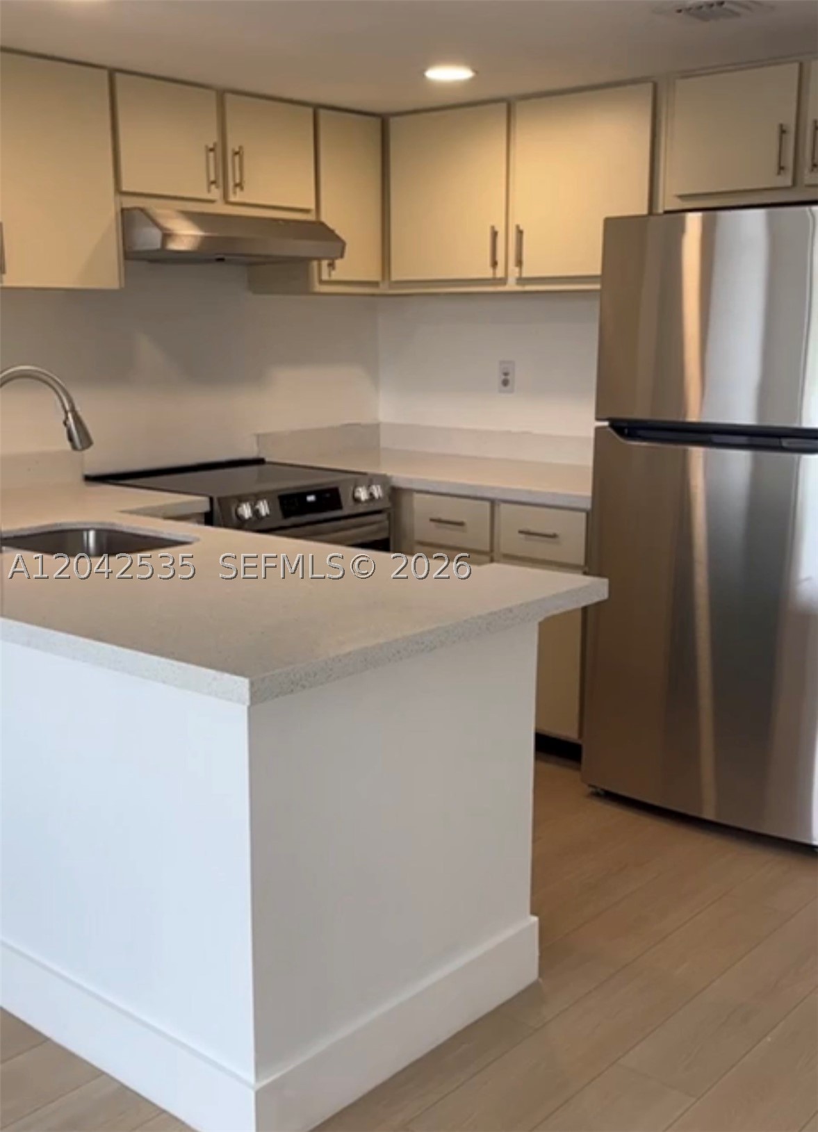 Excellent investment opportunity! Currently leased at $1,650/month through March 2027, providing immediate and stable rental income. This well-maintained community is ideally situated along the shores of Clear Lake, offering a peaceful setting while being just 10 minutes from Downtown West Palm Beach and CityPlace. With an estimated 6,5% cap rate, this property is an attractive option for investors seeking cash flow, long-term appreciation potential, and a tenant already in place. Community amenities and convenient access to shopping, dining, major highways, and Palm Beach attractions enhance its appeal. Turnkey investment with income from day one.