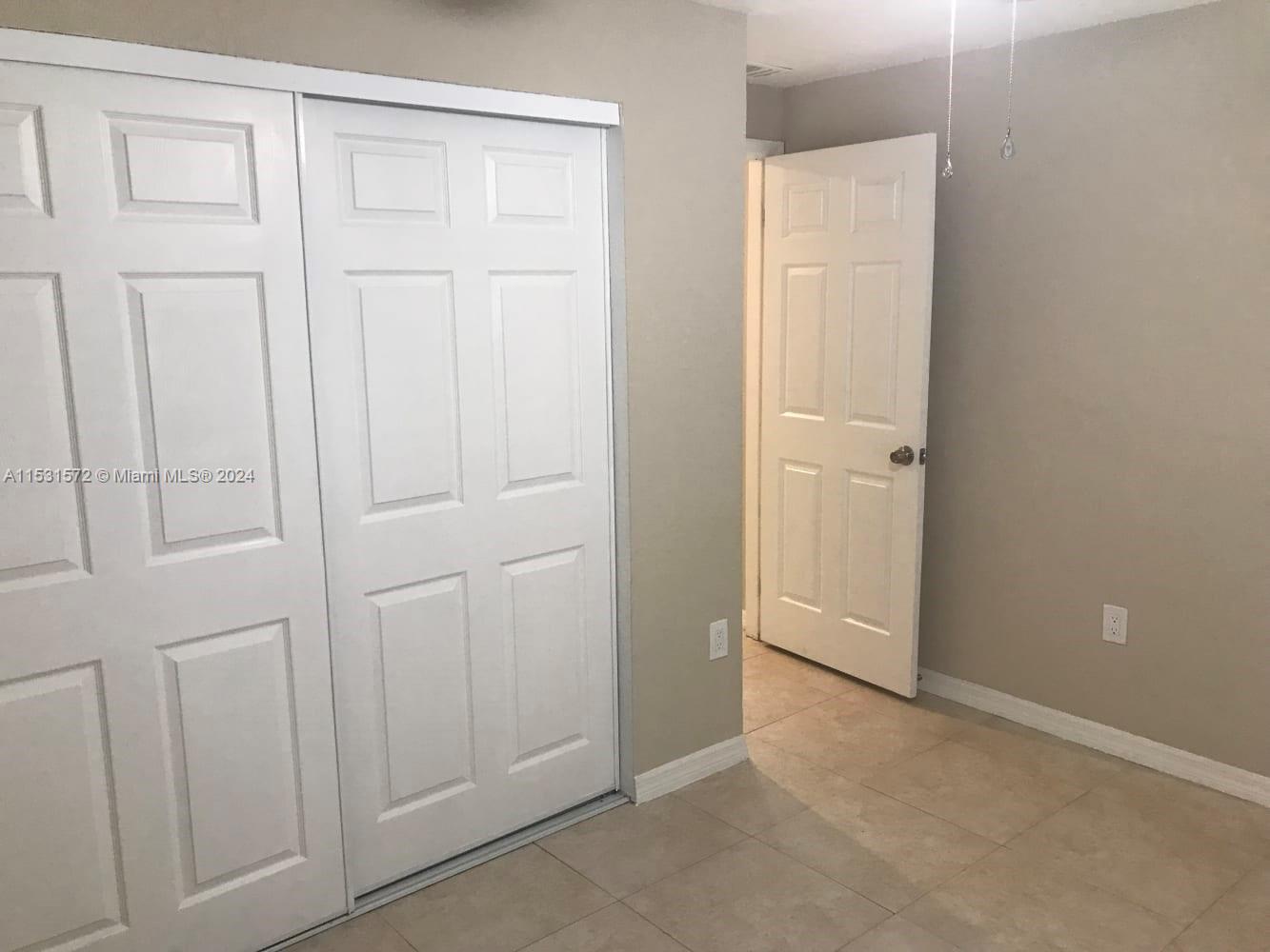 FRANKLIN PARK - Residential Lease