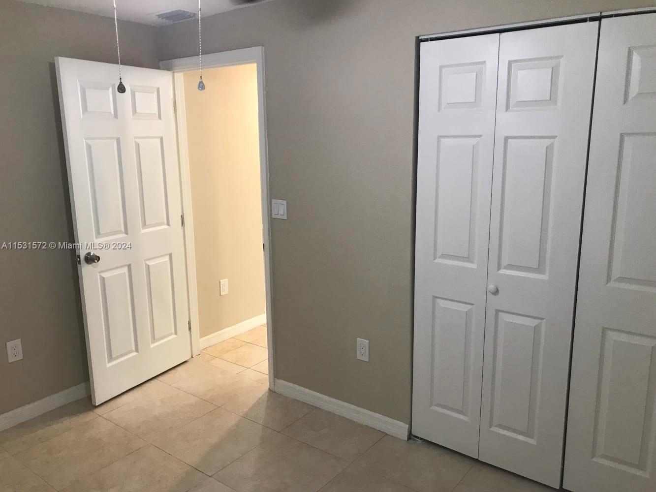 FRANKLIN PARK - Residential Lease