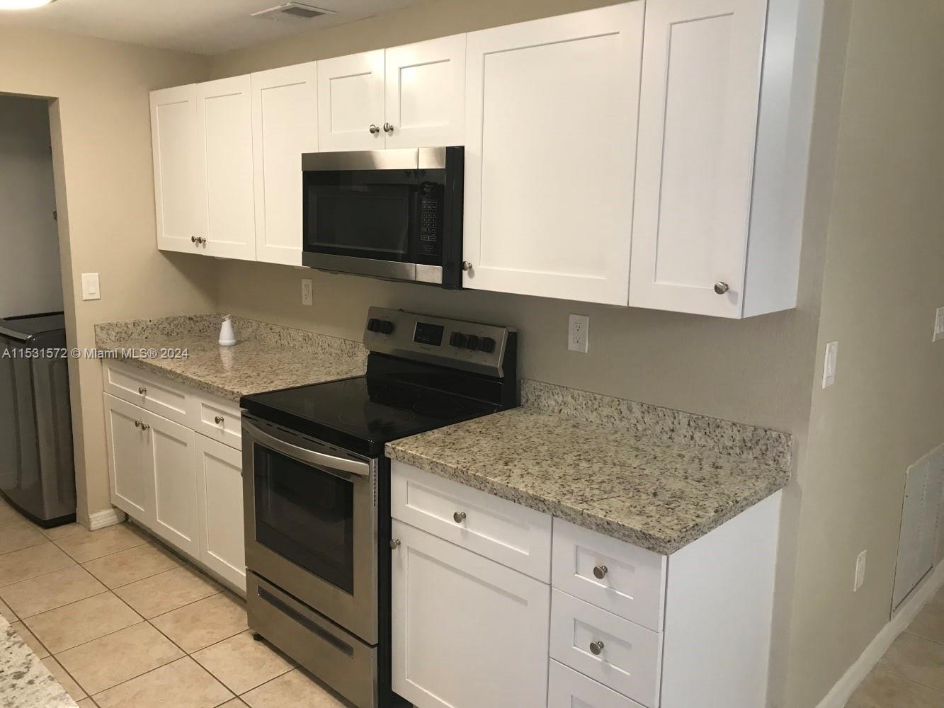 FRANKLIN PARK - Residential Lease