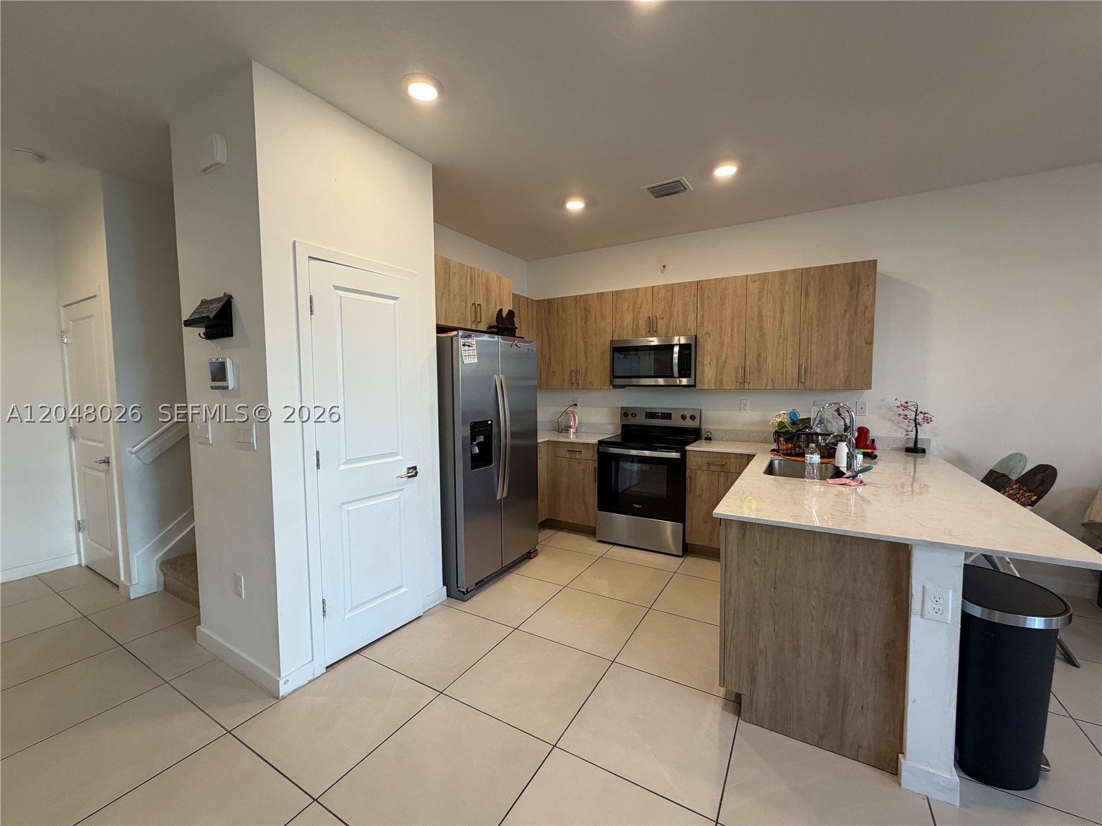 PARKER POINT TOWNHOUSE - Residential