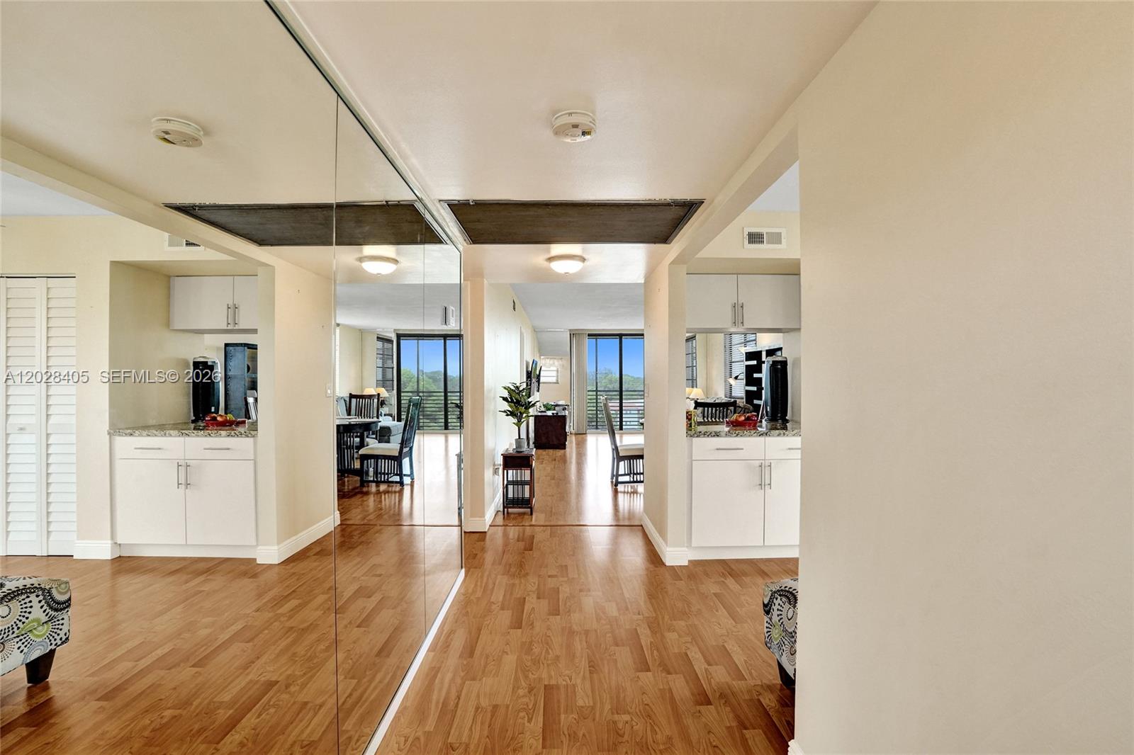COLONY POINT 6 CONDO - Residential