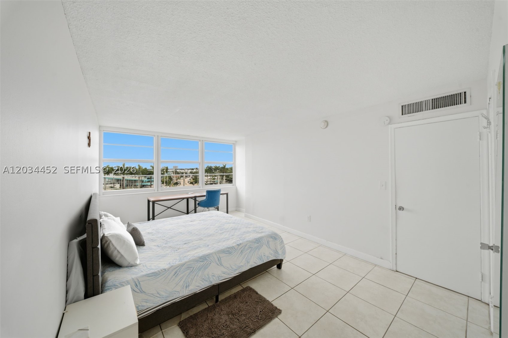 VILLA BAY VISTA CONDO - Residential