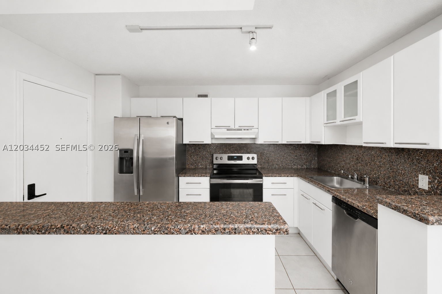 VILLA BAY VISTA CONDO - Residential