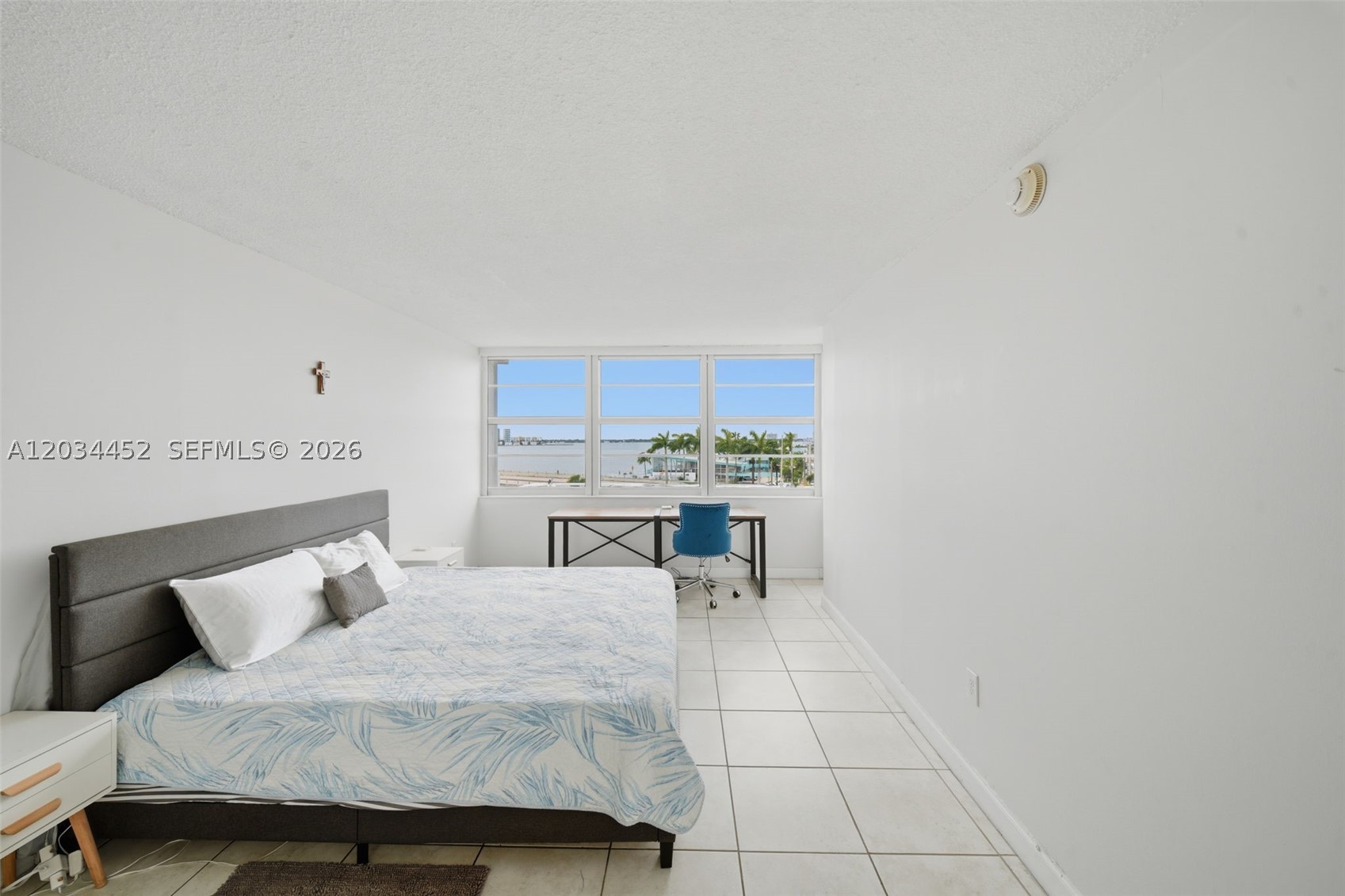 VILLA BAY VISTA CONDO - Residential