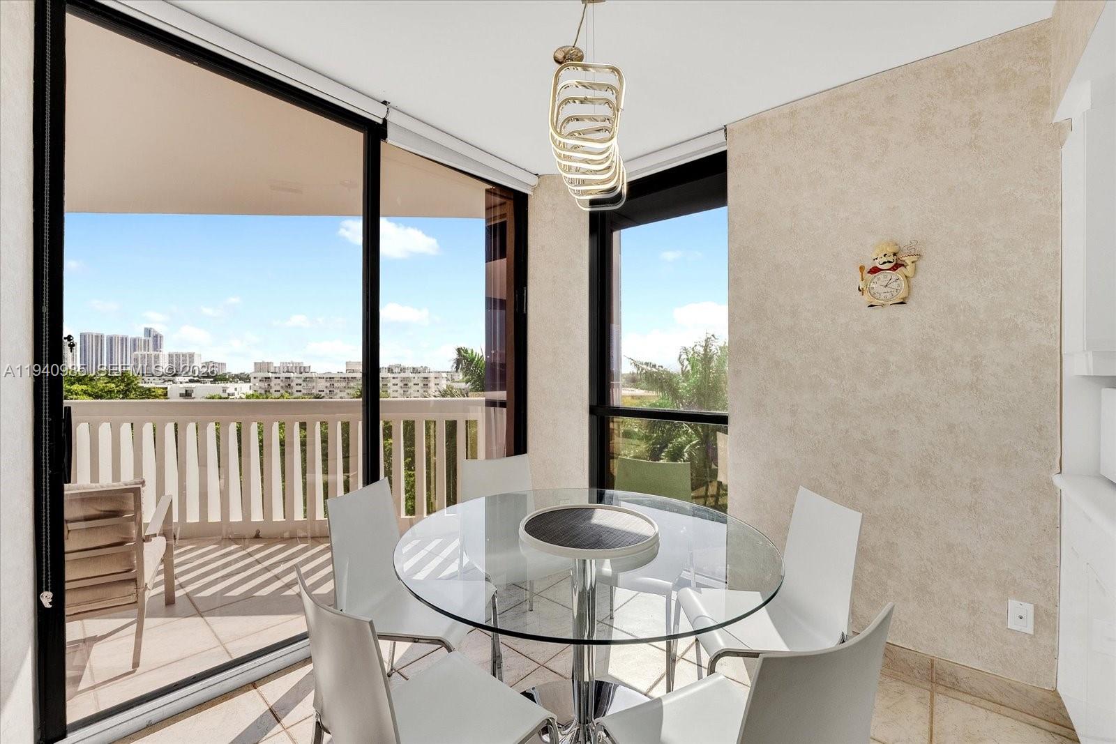WILLIAMS ISLAND - Residential