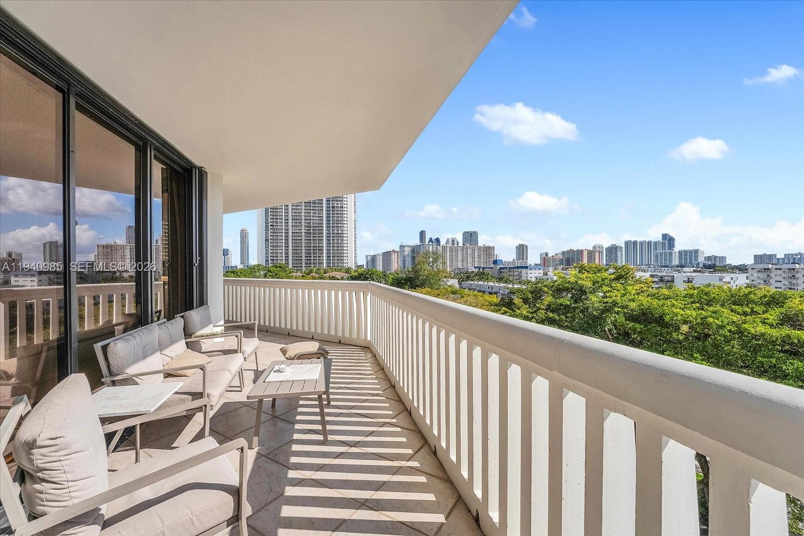 WILLIAMS ISLAND - Residential