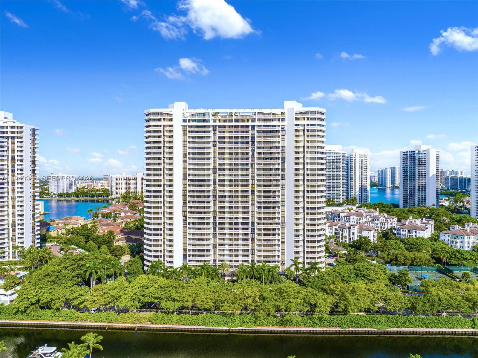 WILLIAMS ISLAND - Residential