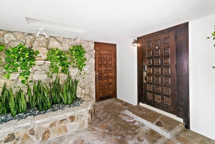 HOWARD PINES - Residential