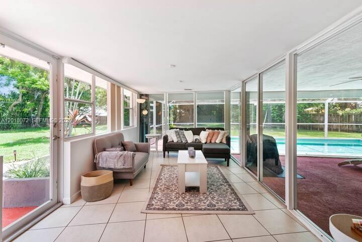 HOWARD PINES - Residential