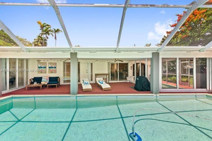 HOWARD PINES - Residential