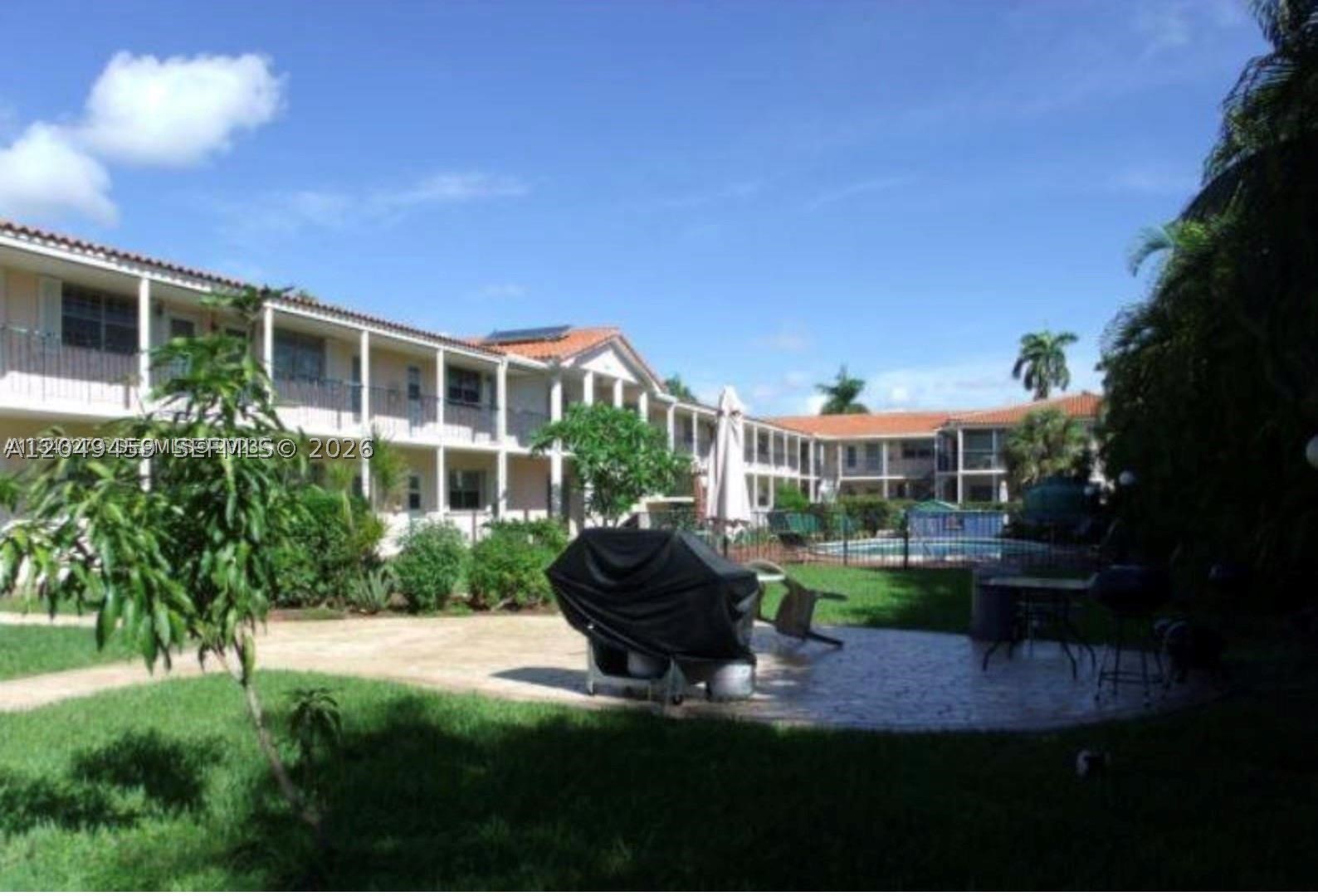 TOWN & COUNTRY APTS CONDO - Residential Lease