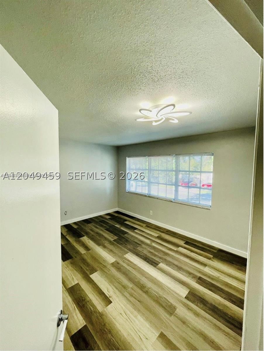 TOWN & COUNTRY APTS CONDO - Residential Lease