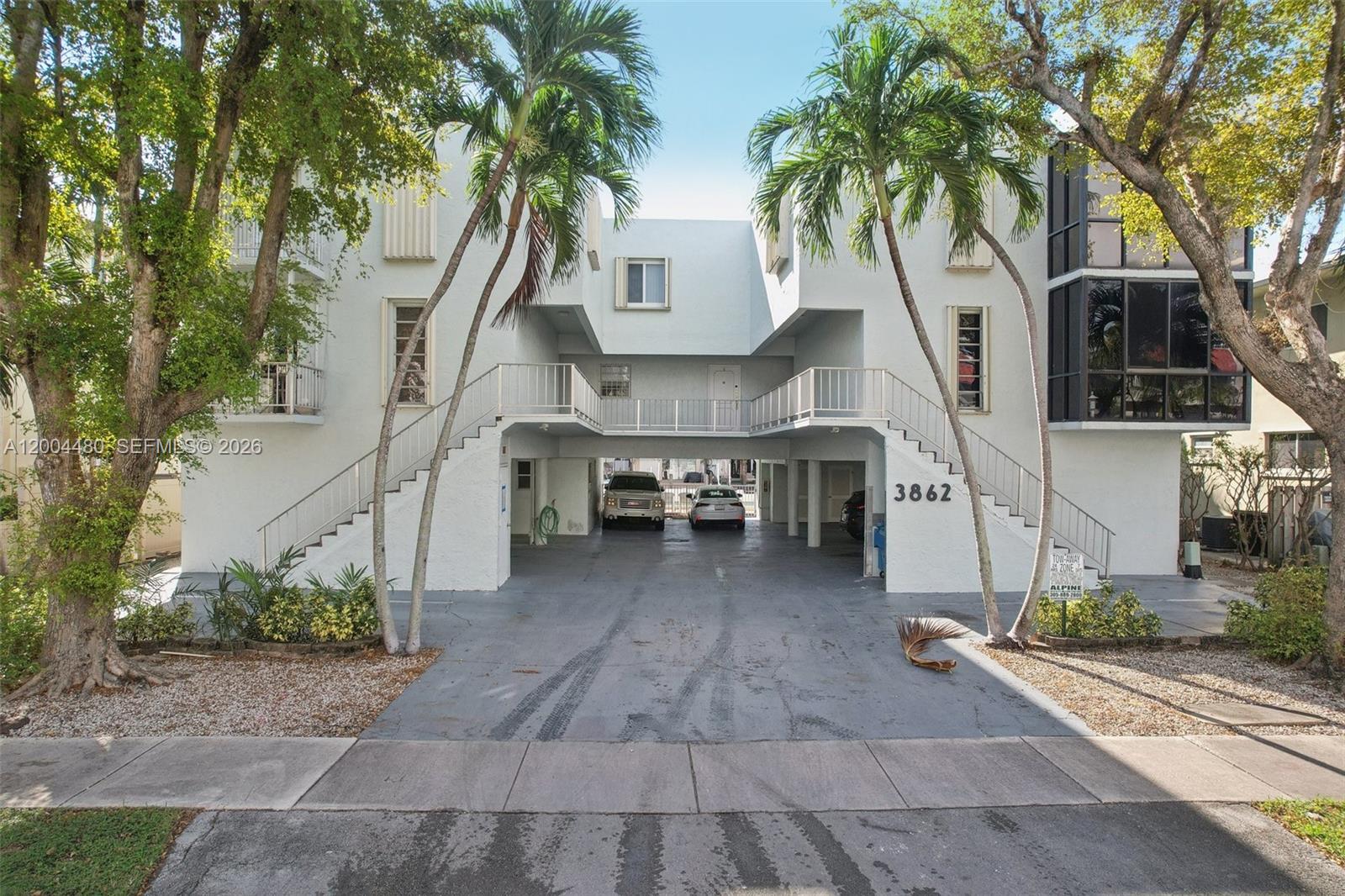 3862 BLDG CONDO - Residential