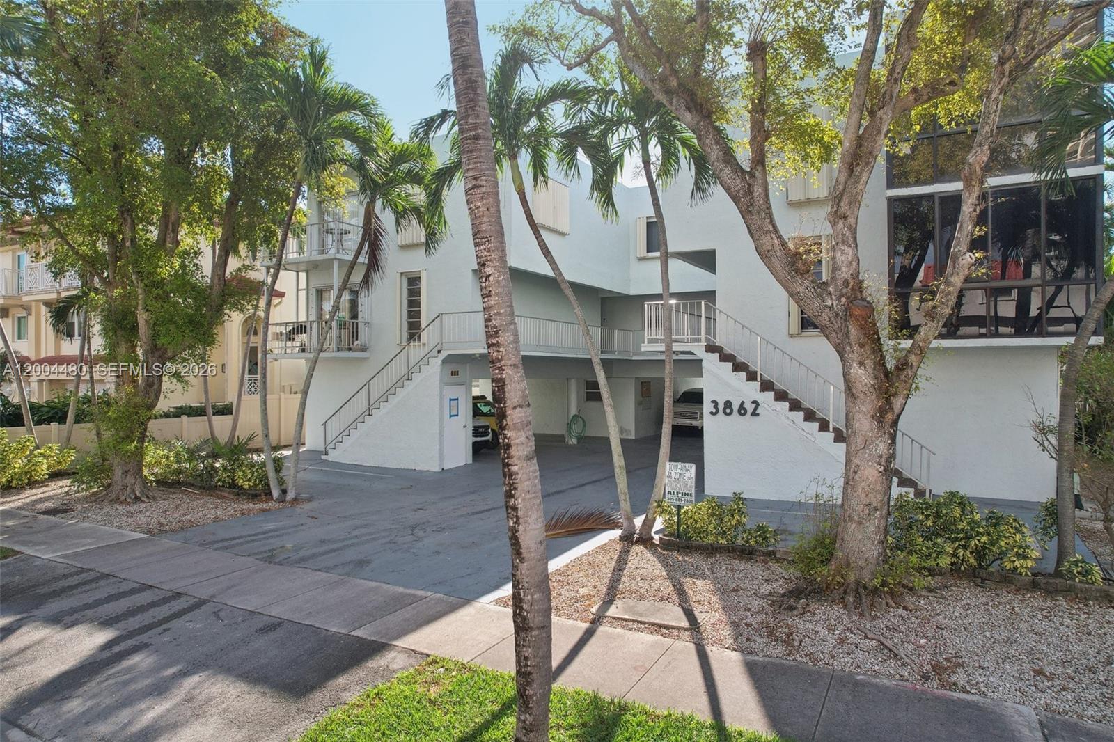 3862 BLDG CONDO - Residential