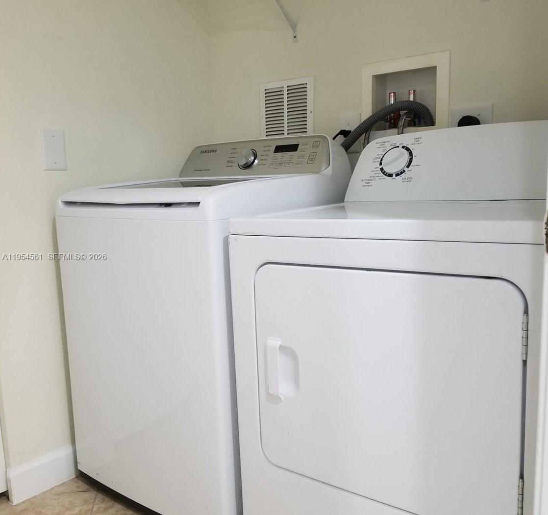 CYPRESS POINTE II AT HERO - Residential Lease