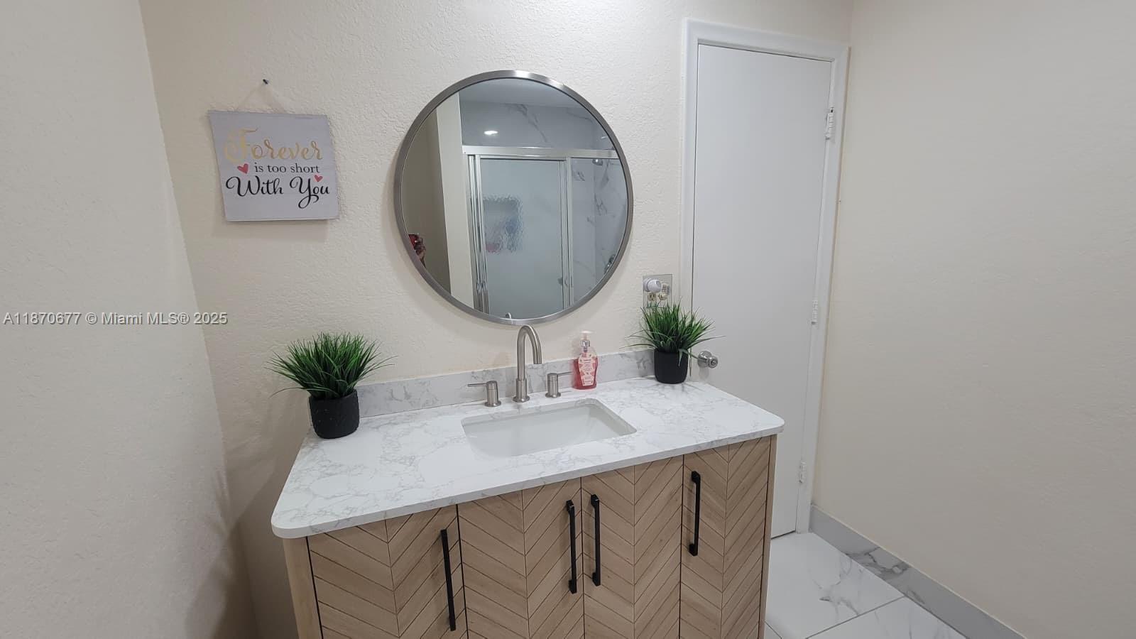 WOODLAKE ISLES - Residential