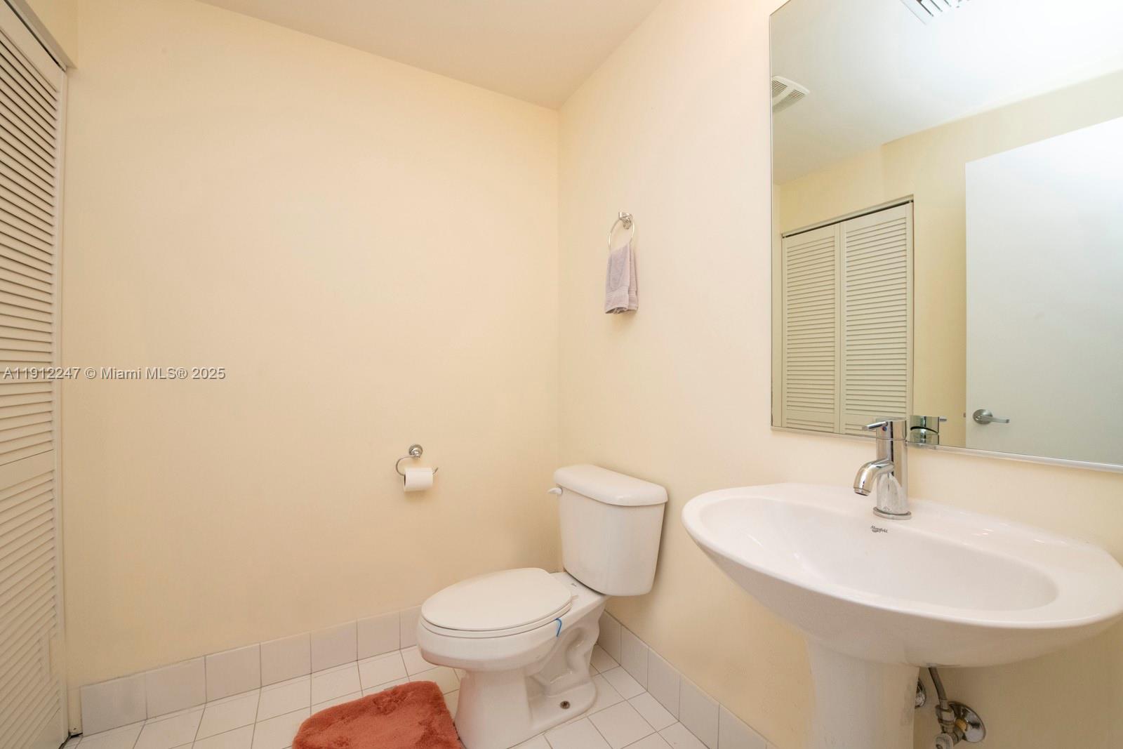 MARINA BLUE CONDO - Residential