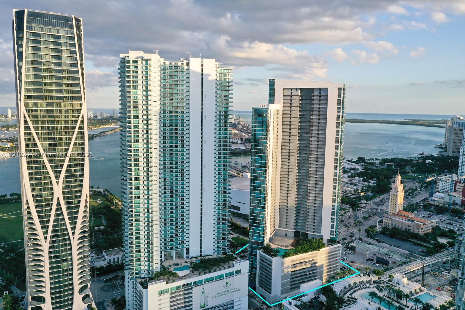 MARINA BLUE CONDO - Residential