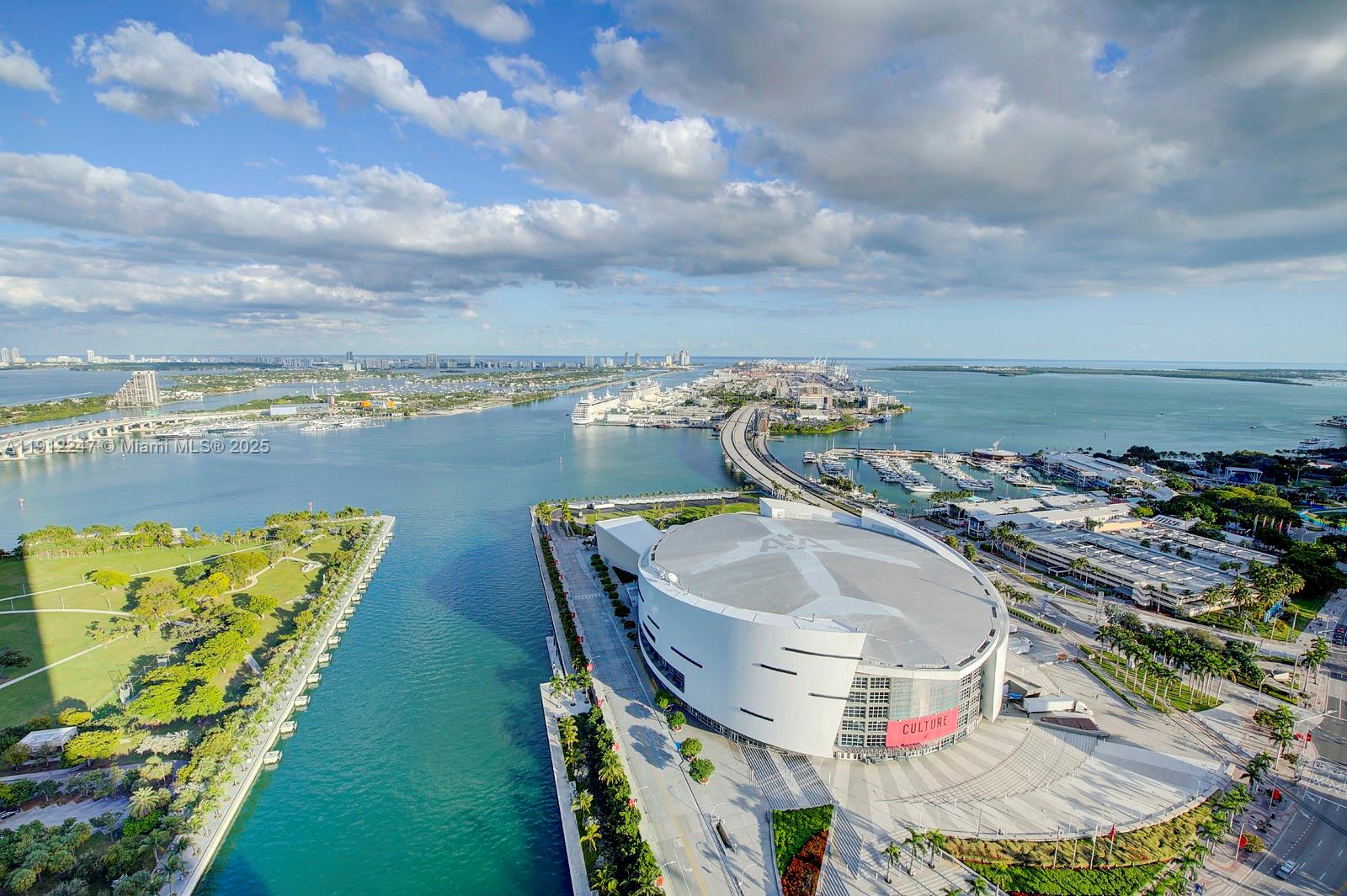 MARINA BLUE CONDO - Residential
