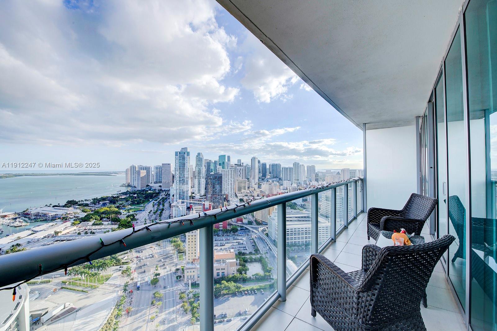 MARINA BLUE CONDO - Residential