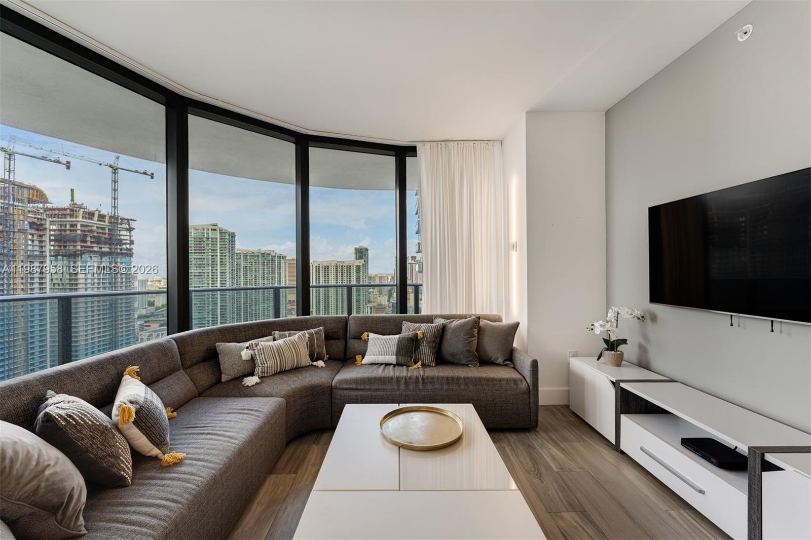 801 SMA RESIDENCES CONDO - Residential