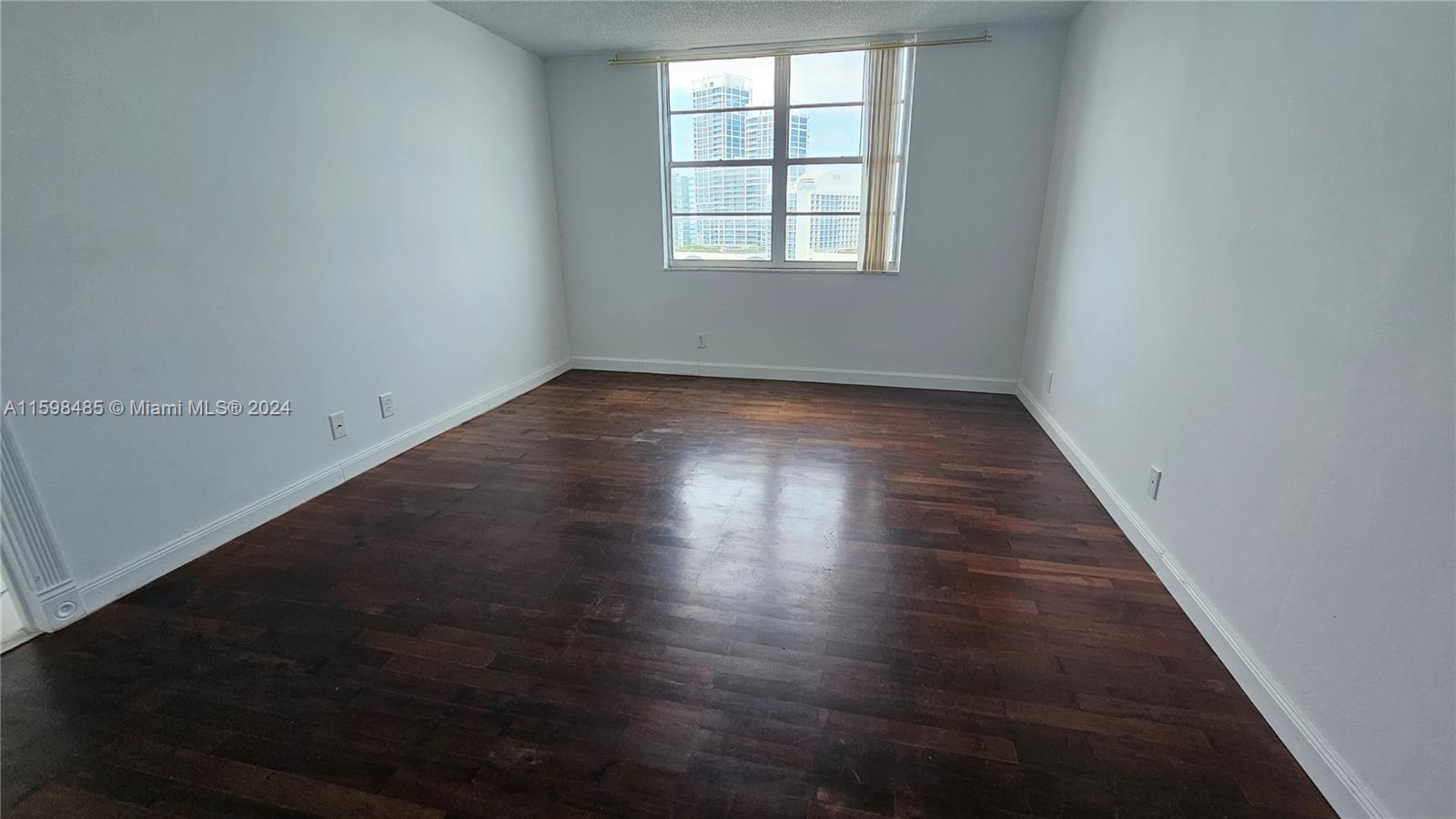 AQUASOL CONDO - Residential