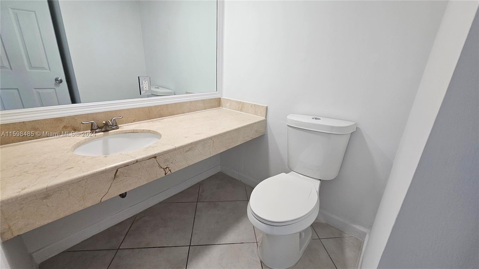 AQUASOL CONDO - Residential