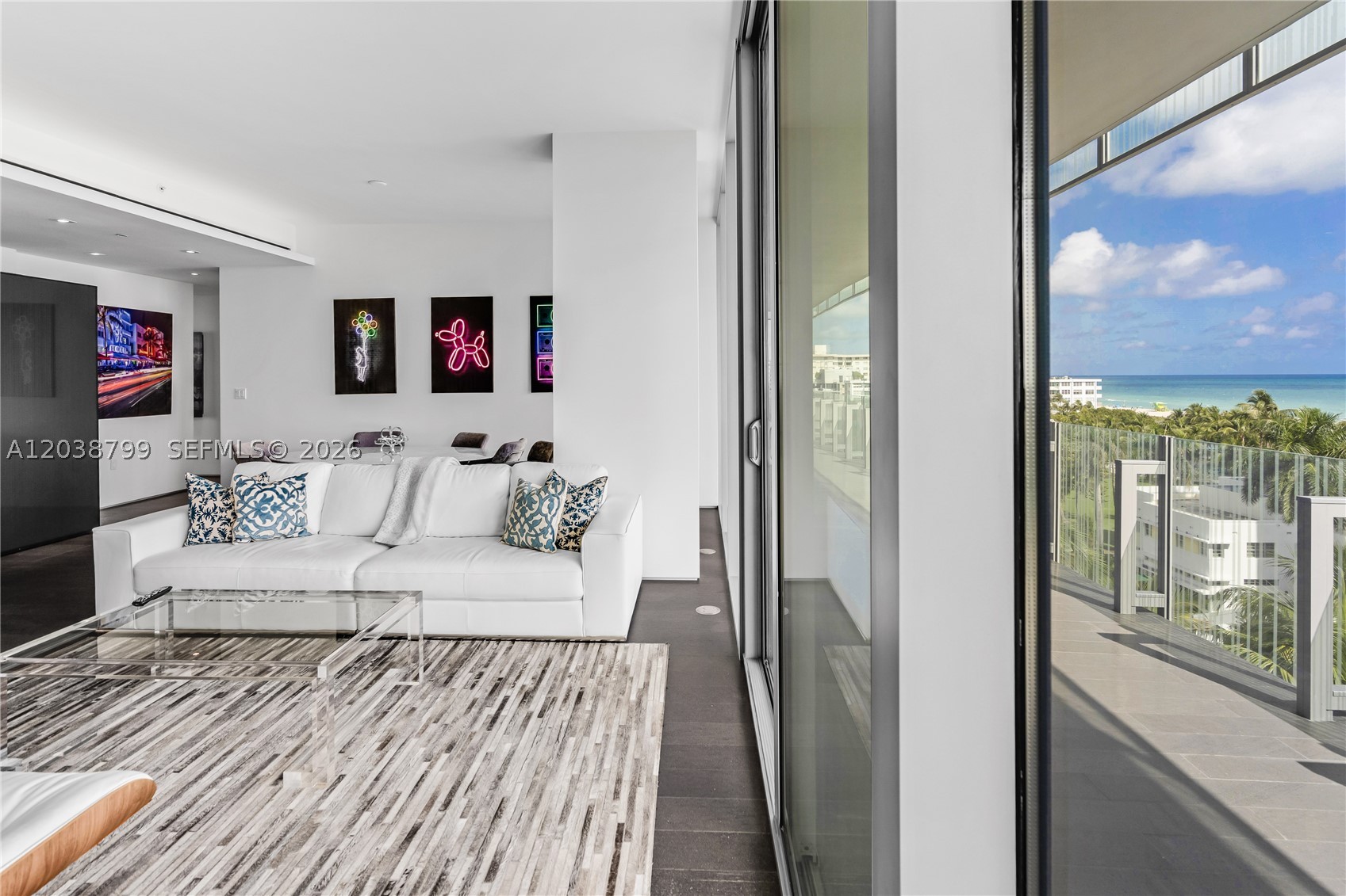 GLASS 120 CONDO - Residential Lease