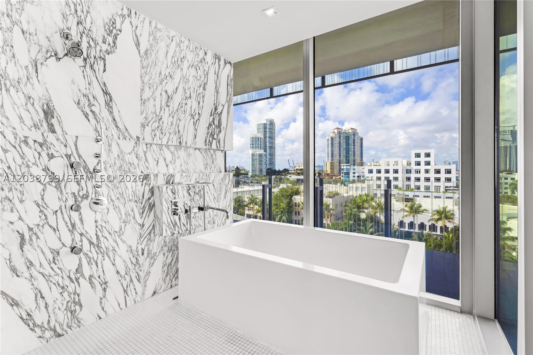 GLASS 120 CONDO - Residential Lease