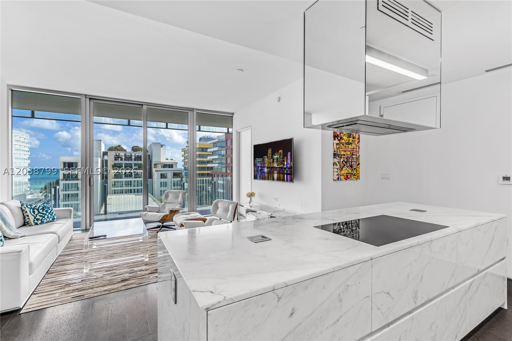 GLASS 120 CONDO - Residential Lease