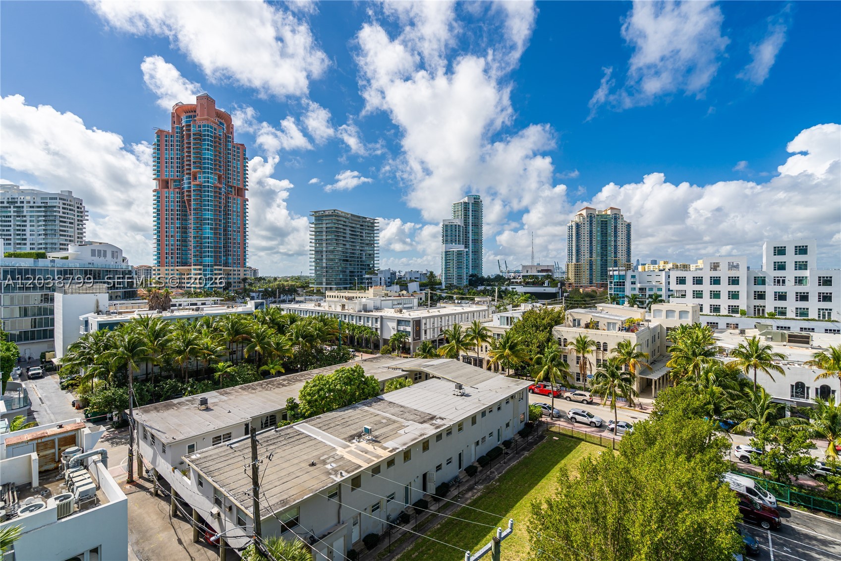 GLASS 120 CONDO - Residential Lease