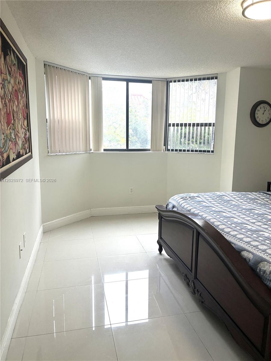 PLANTATION FOREST CONDO - Residential