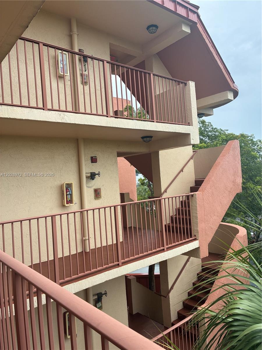 PLANTATION FOREST CONDO - Residential