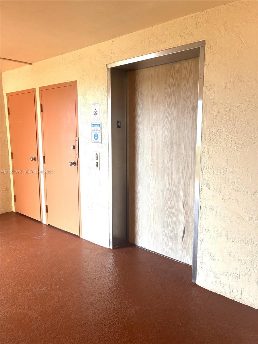 PLANTATION FOREST CONDO - Residential