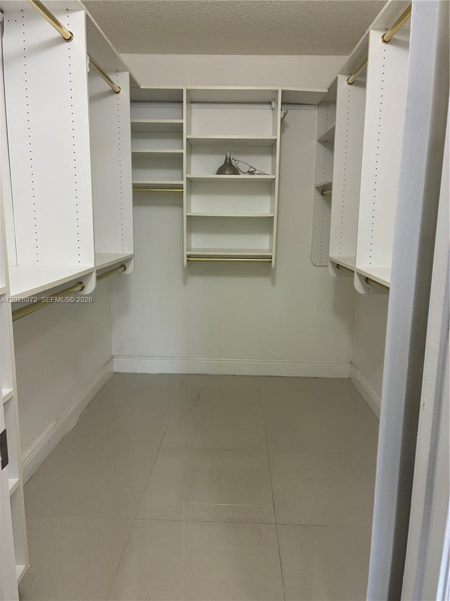 PLANTATION FOREST CONDO - Residential