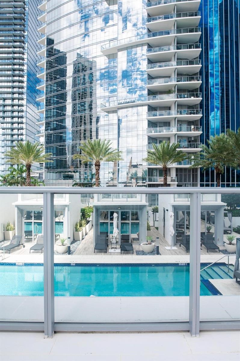 PARAMOUNT MIAMI WORLDCENTE - Residential