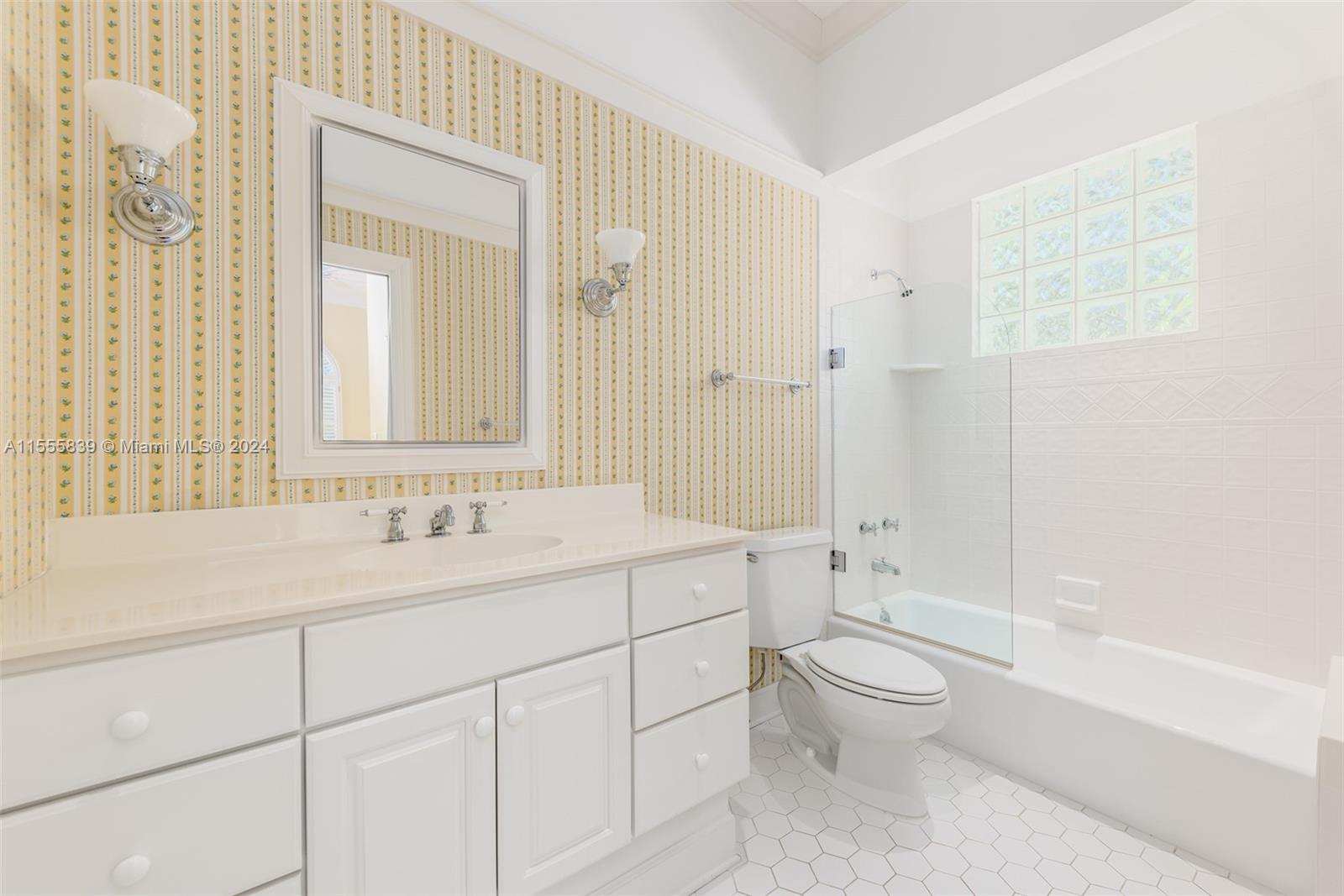 JUPITER ISLAND - Residential