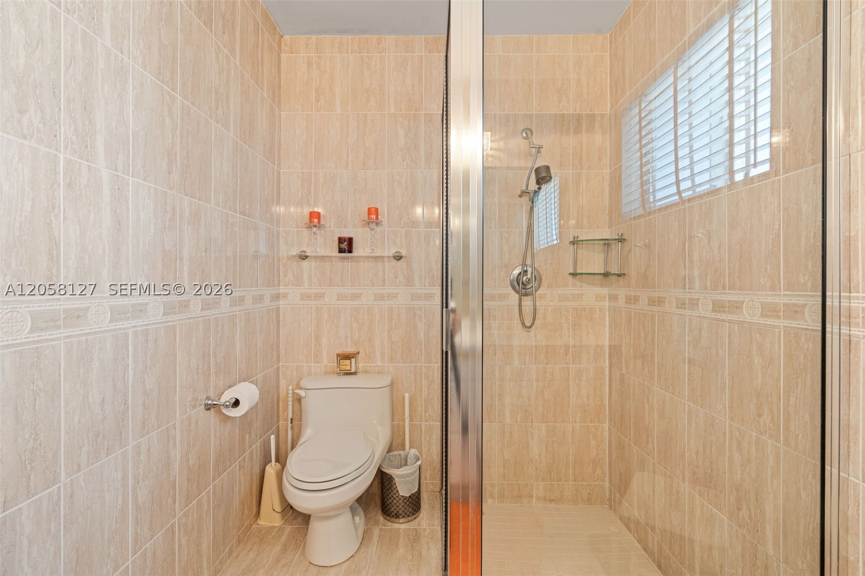 SHORES CALUSA - Residential
