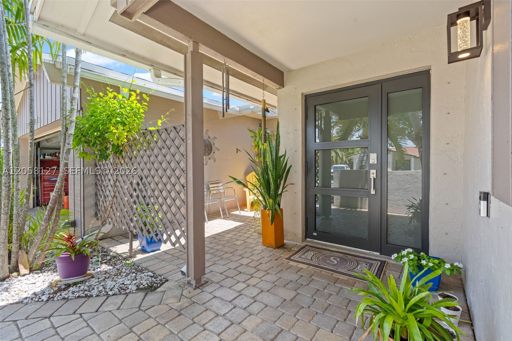 SHORES CALUSA - Residential