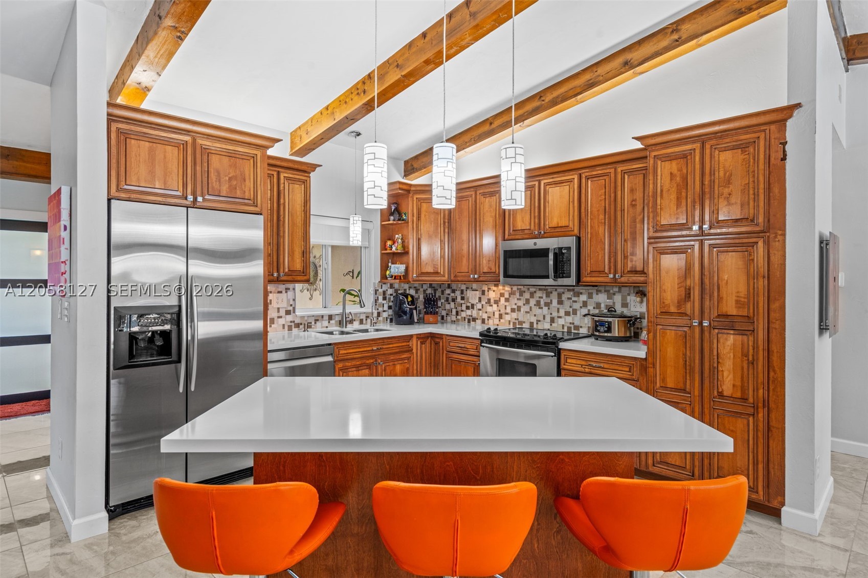 SHORES CALUSA - Residential