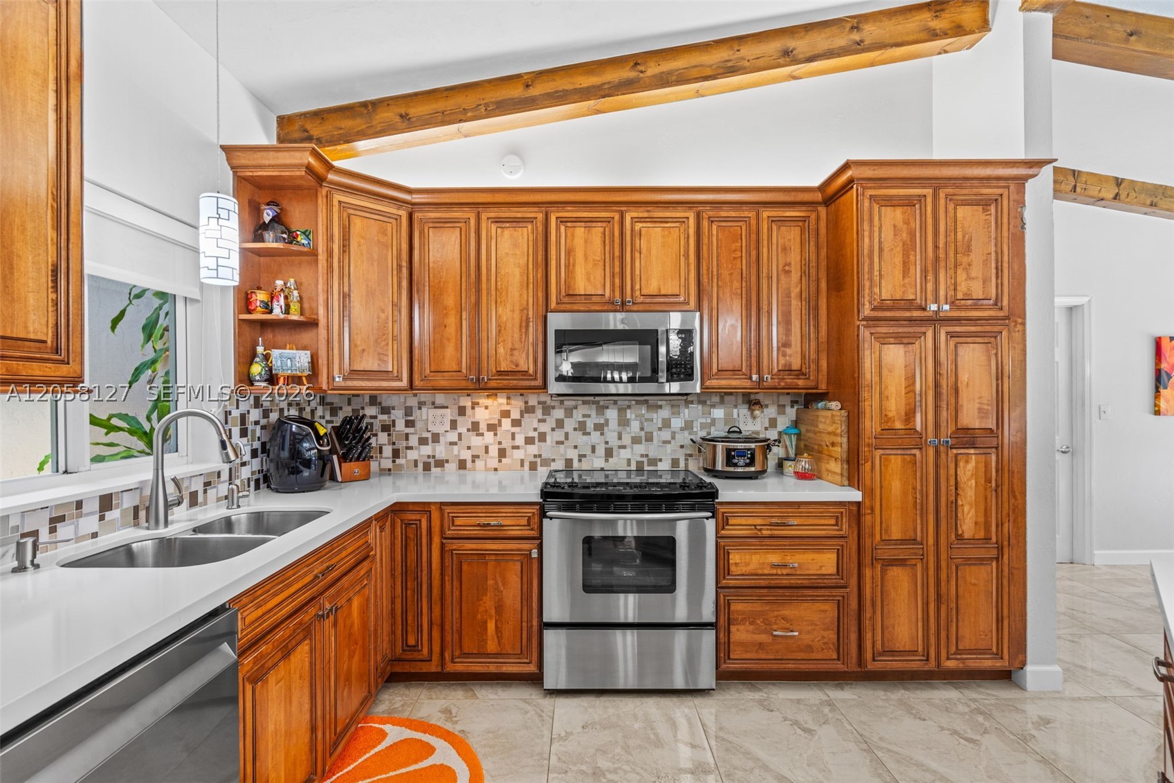 SHORES CALUSA - Residential