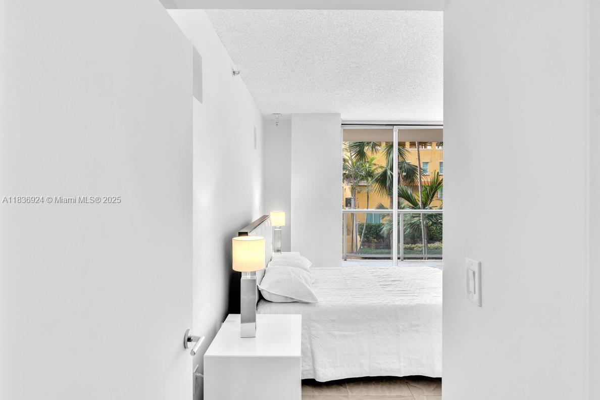 CHAMPLAIN TOWERS EAST CON - Residential