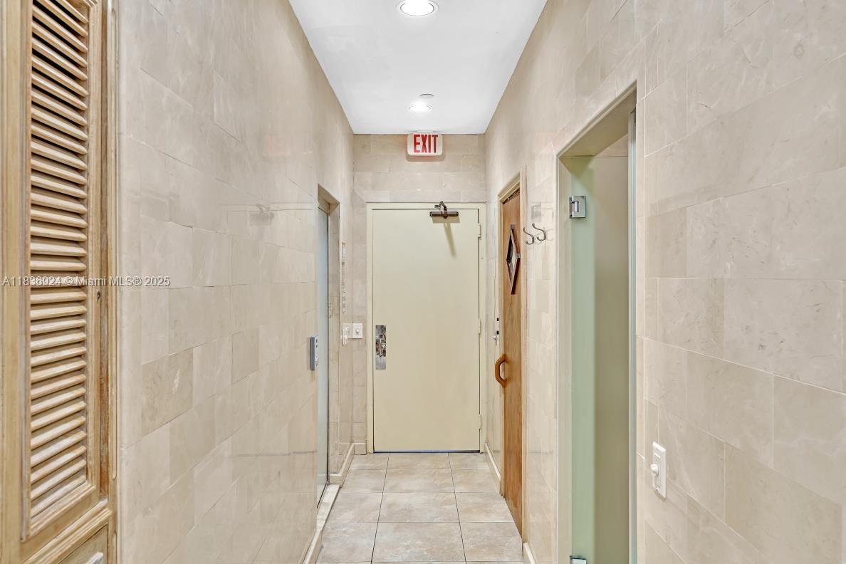 CHAMPLAIN TOWERS EAST CON - Residential
