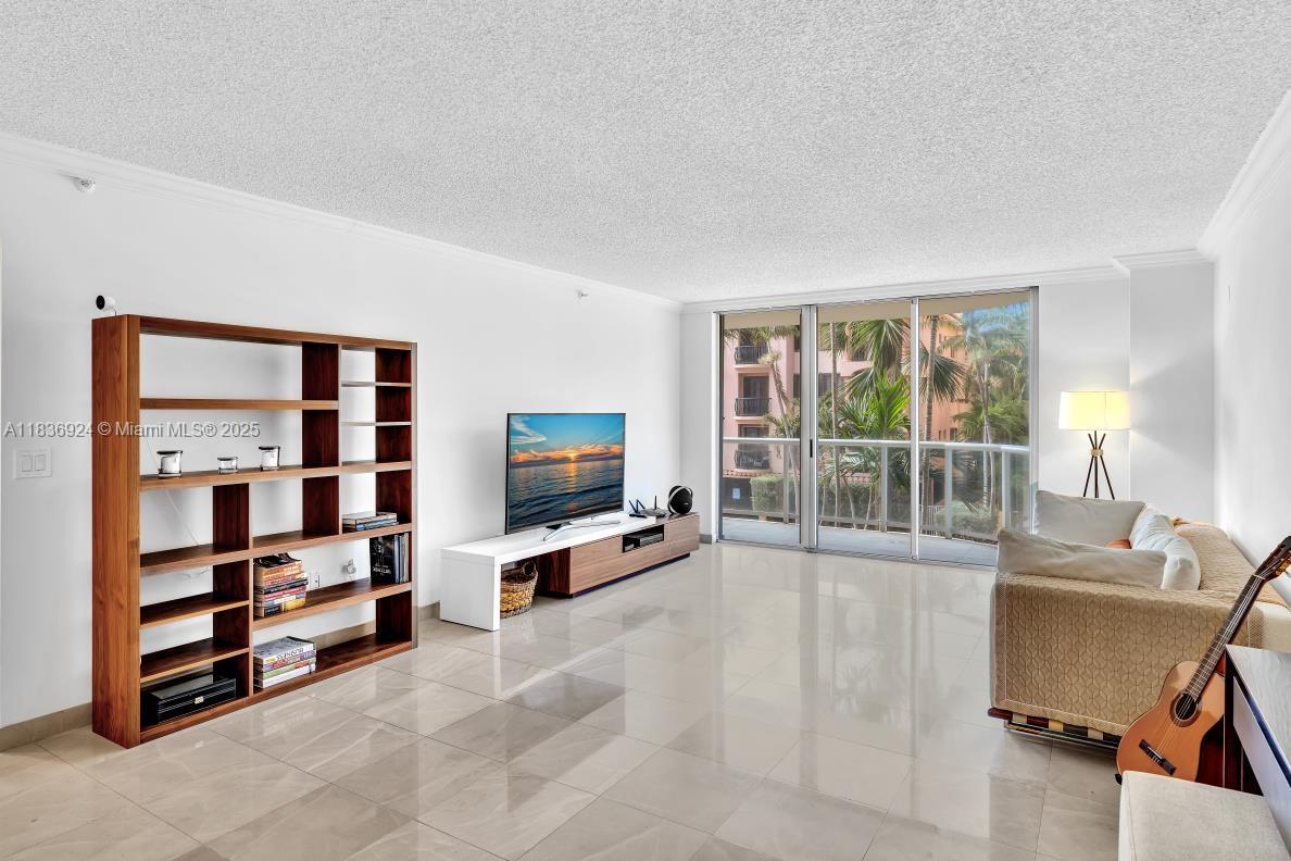 CHAMPLAIN TOWERS EAST CON - Residential