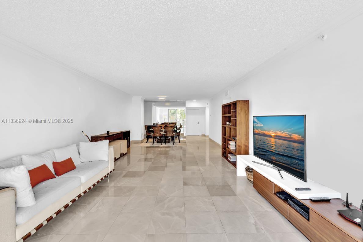 CHAMPLAIN TOWERS EAST CON - Residential