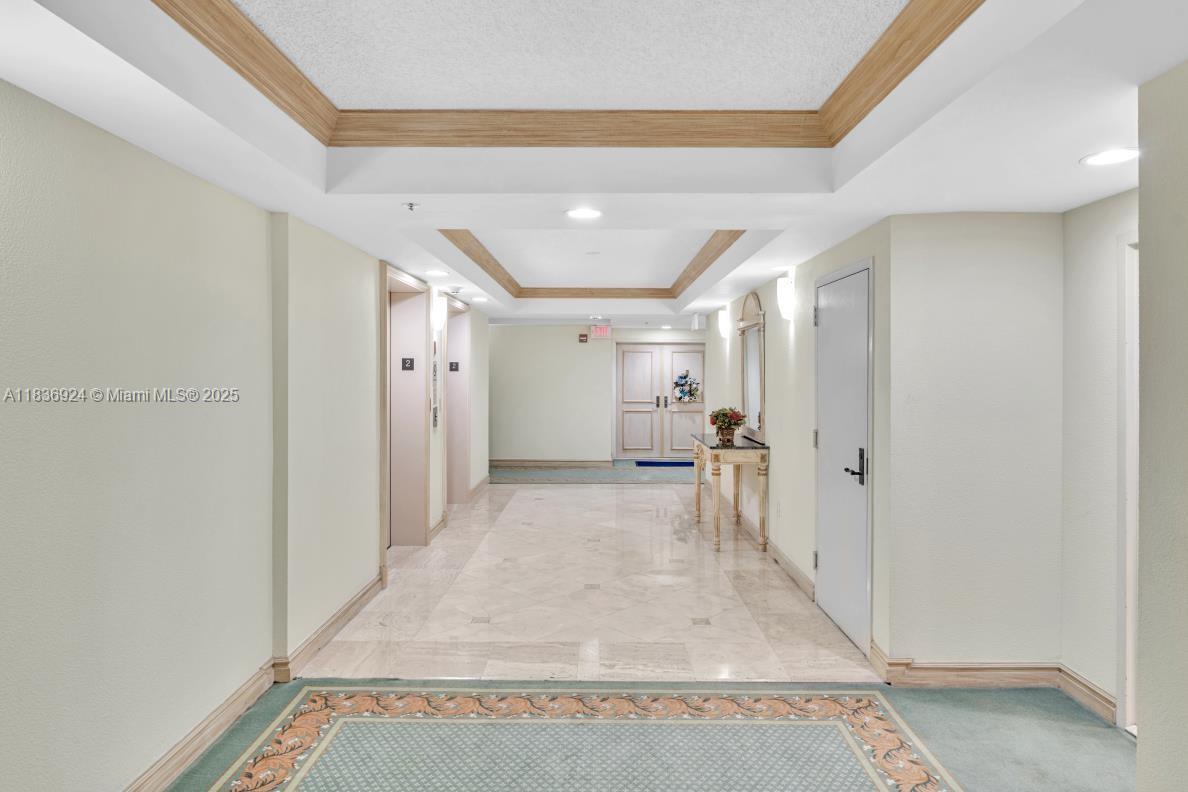 CHAMPLAIN TOWERS EAST CON - Residential