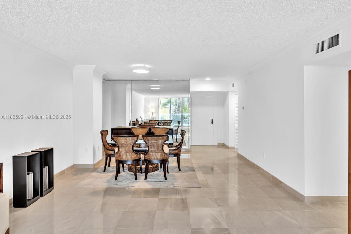 CHAMPLAIN TOWERS EAST CON - Residential