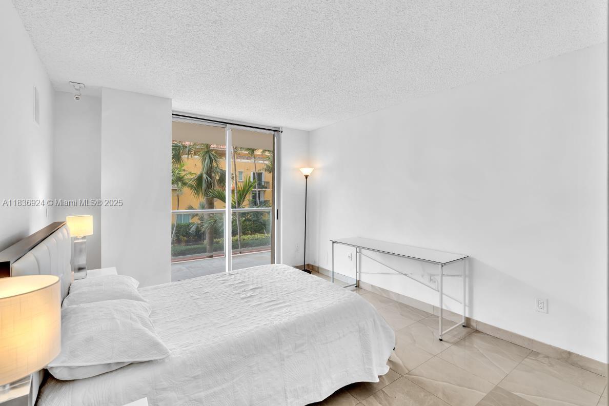 CHAMPLAIN TOWERS EAST CON - Residential