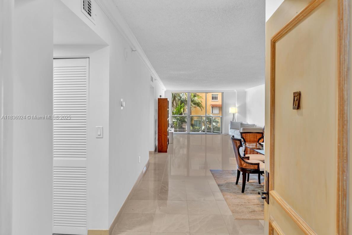 CHAMPLAIN TOWERS EAST CON - Residential